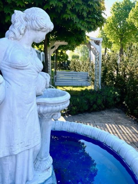 Royal House Apartment Bialogard Bagian luar foto